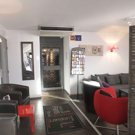 Hotel Restaurant Kyriad Brive Centre Buitenkant foto