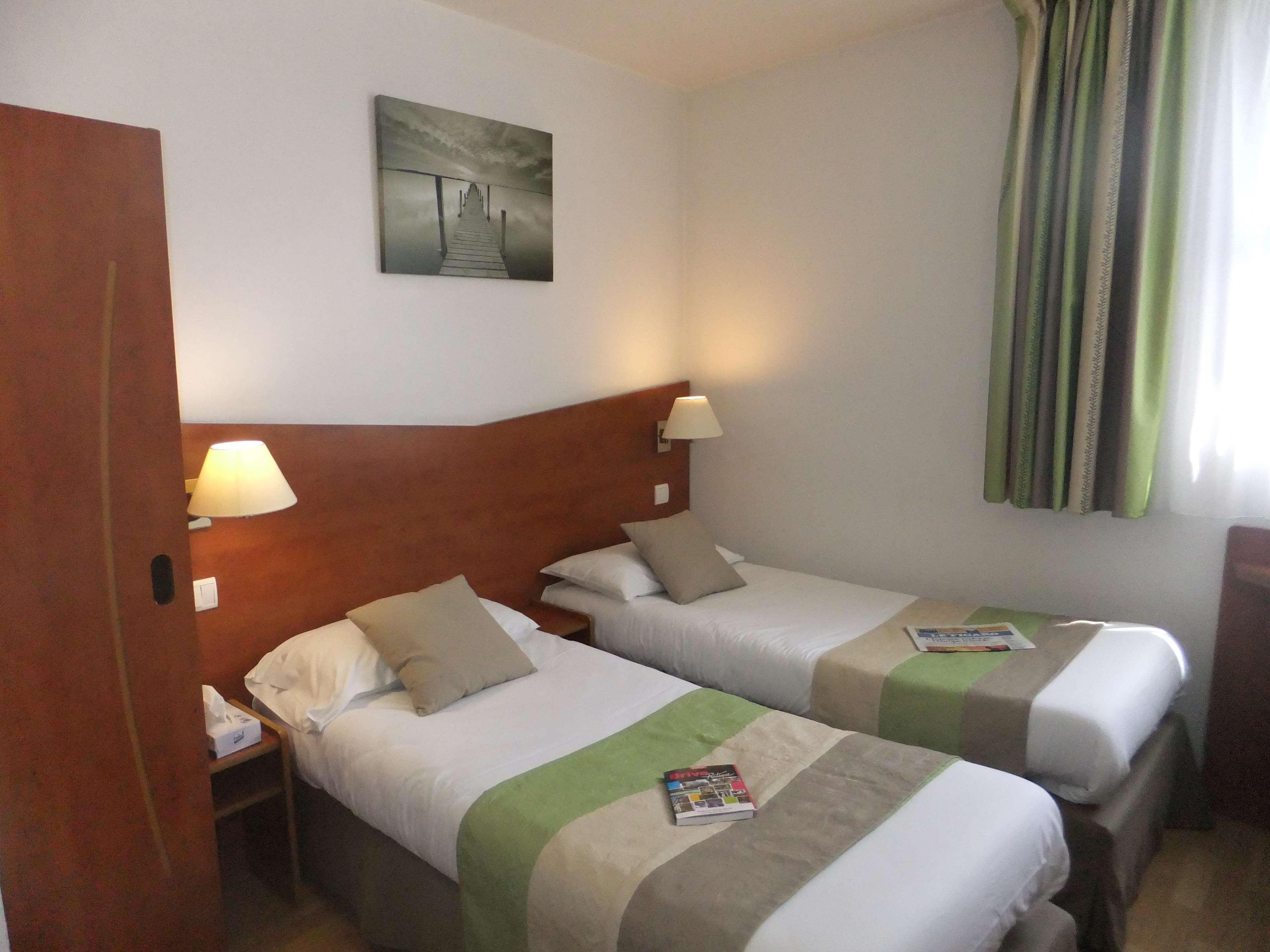 Hotel Restaurant Kyriad Brive Centre Buitenkant foto