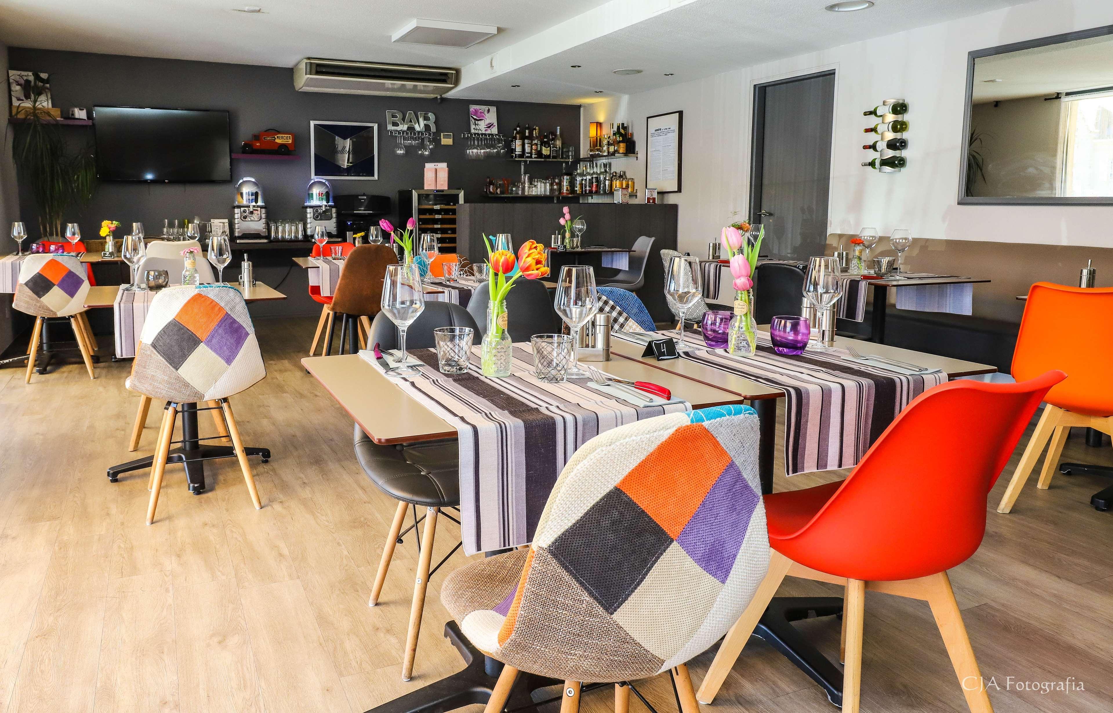 Hotel Restaurant Kyriad Brive Centre Buitenkant foto