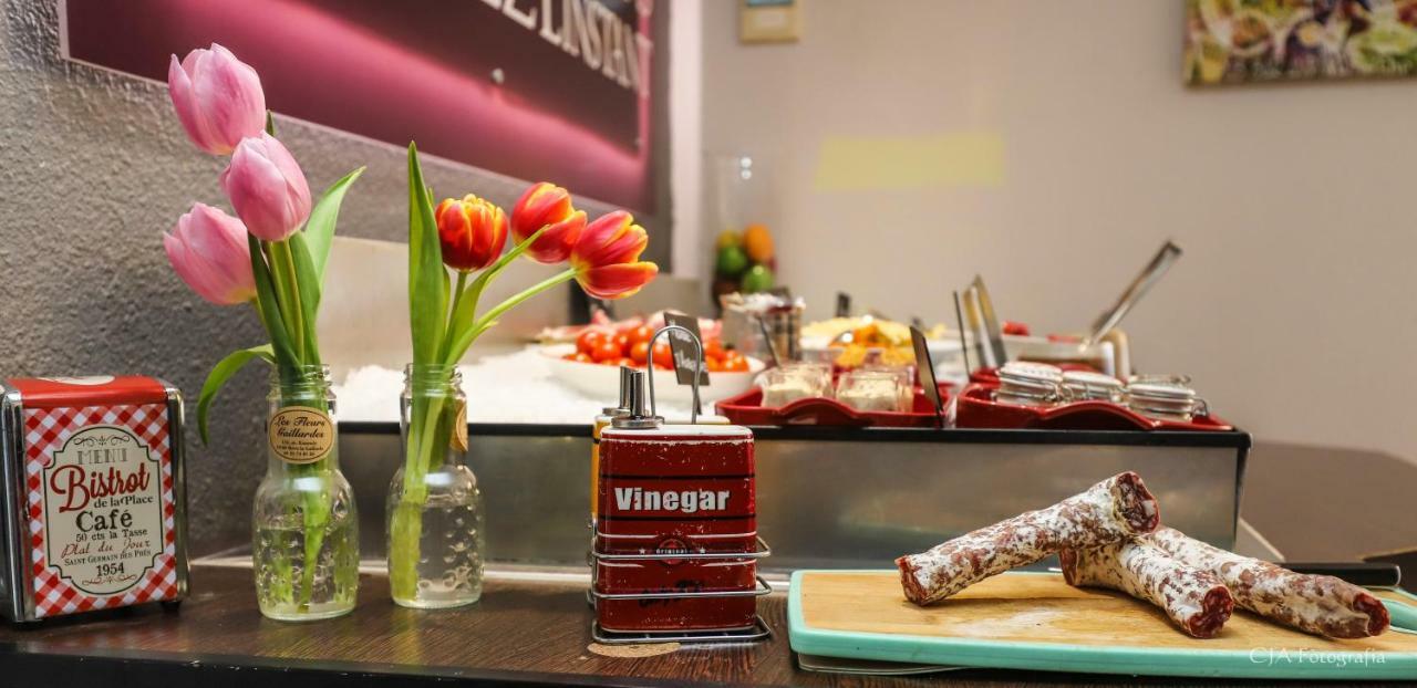 Hotel Restaurant Kyriad Brive Centre Buitenkant foto